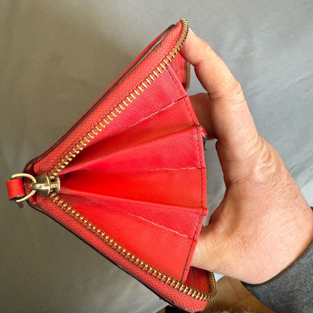 Kate Spade Wallet - Picture 7 of 11